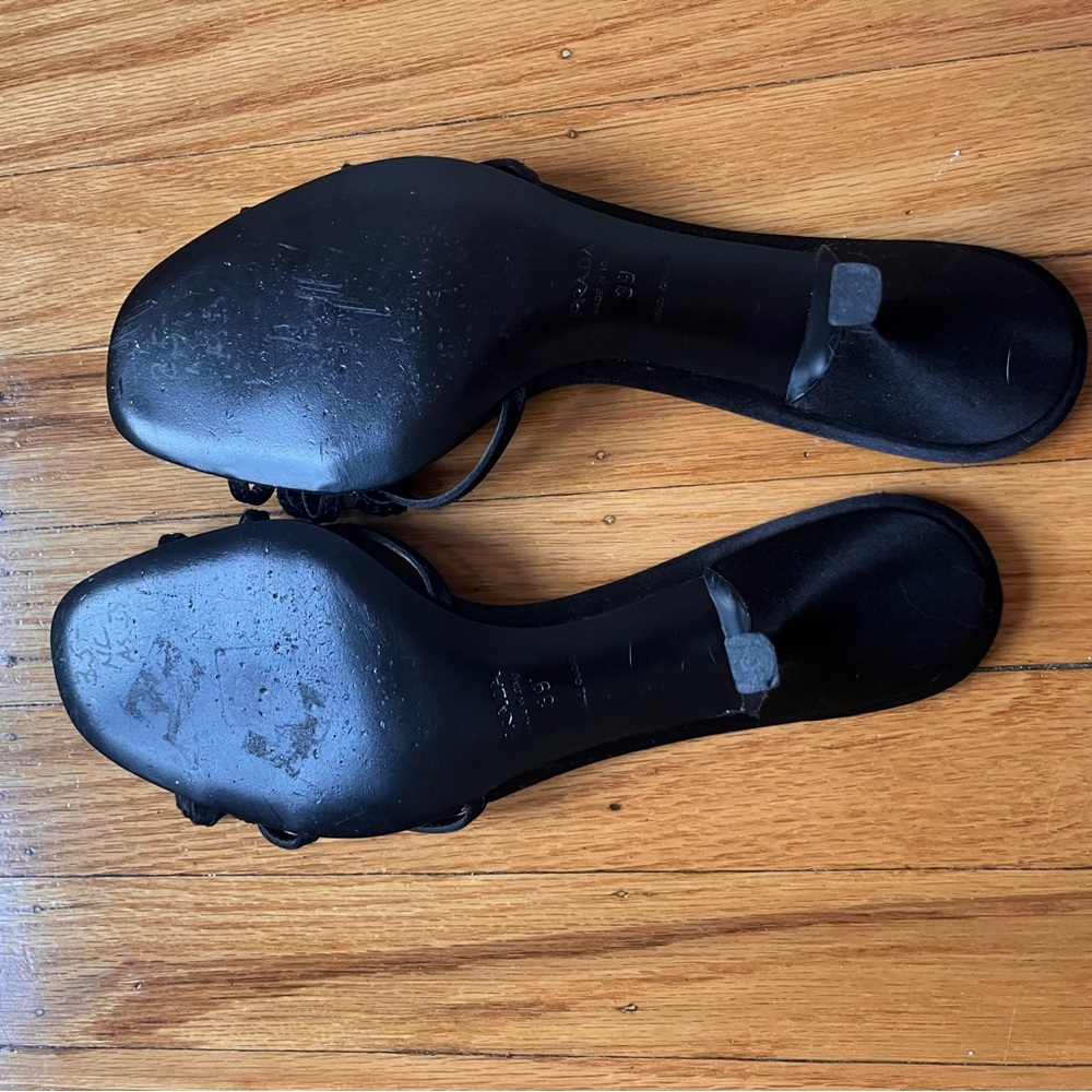 prada kitten heels - Picture 4 of 7